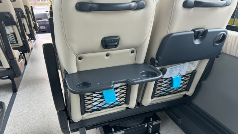 VIP送迎・役員送迎に。上質な移動空間を約束するオリオンの中型貸切バス